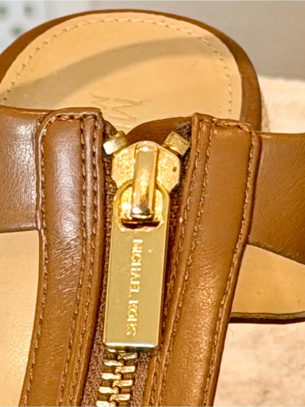 Michael Kors Jute Wedge Sandals Brown Front Zip Gold-Tone, size 7.5